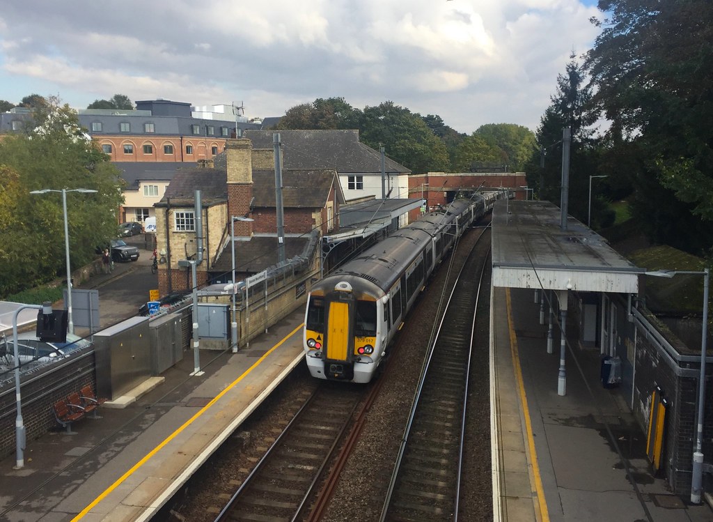 379017 (007) Stastead Mountfitchet 1B64 1240 London Liverp… Flickr