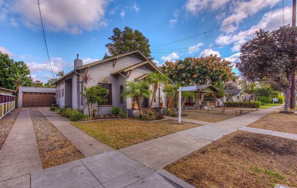 157 N Cambridge, Orange Flickr