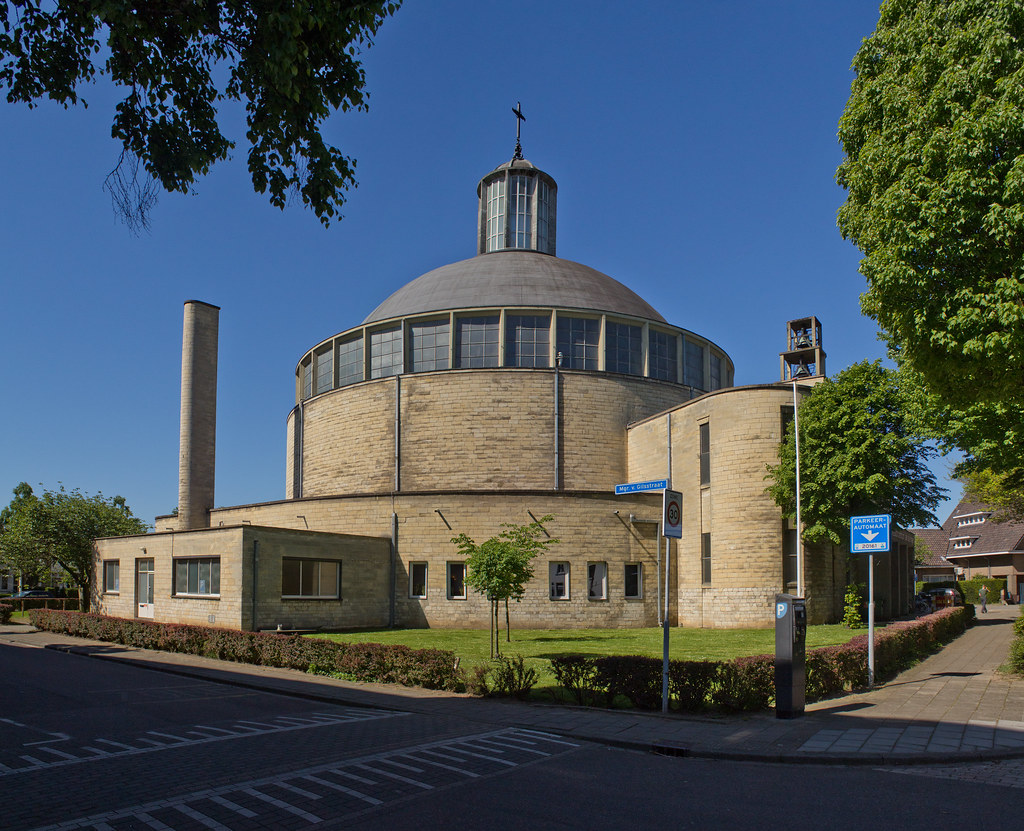 Roermond Heilige Geestkerk a photo on Flickriver