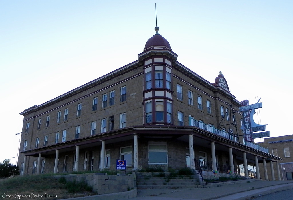 The Old Graves Hotel, Harlowton Montana It was a pleasure … Flickr