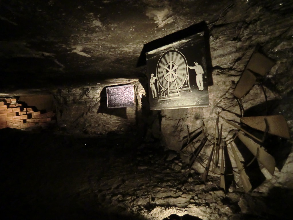 Salt fan Hutchinson, KS Jon Fidler Flickr