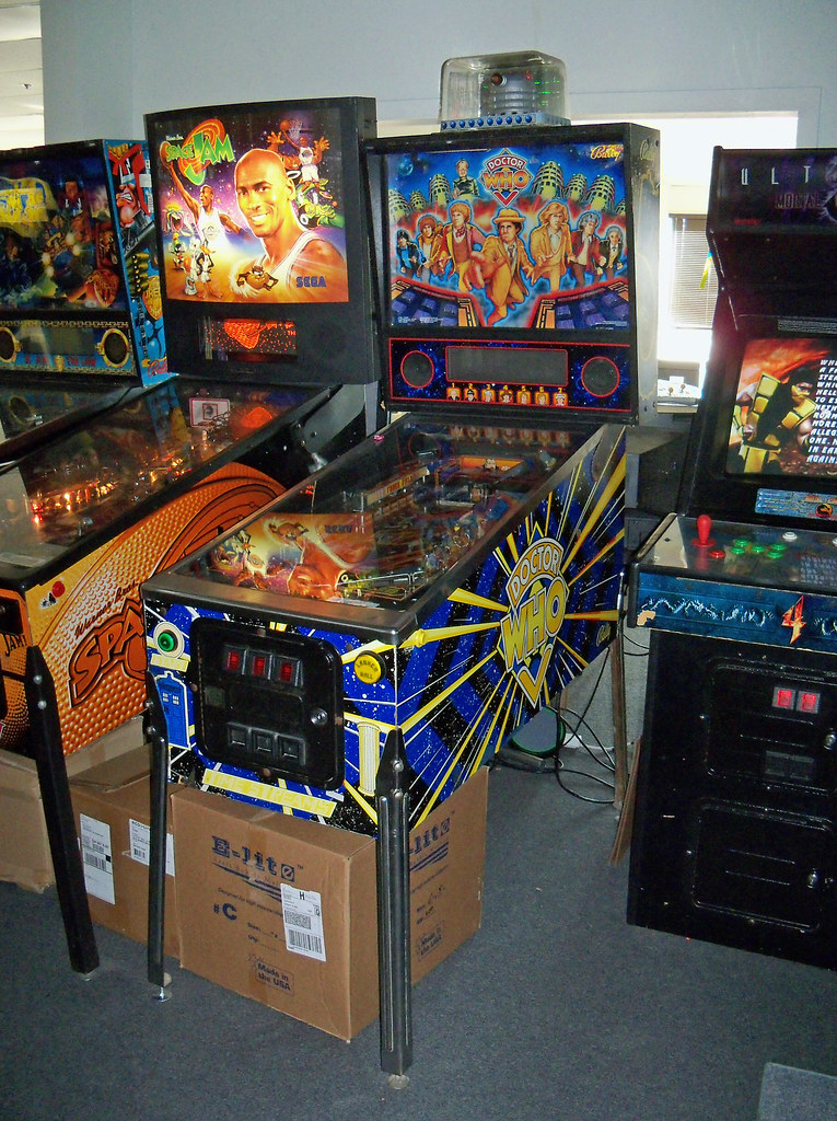 OH Cincinnati Dr Who Dr Who pinball machine at Arcade Le… Flickr
