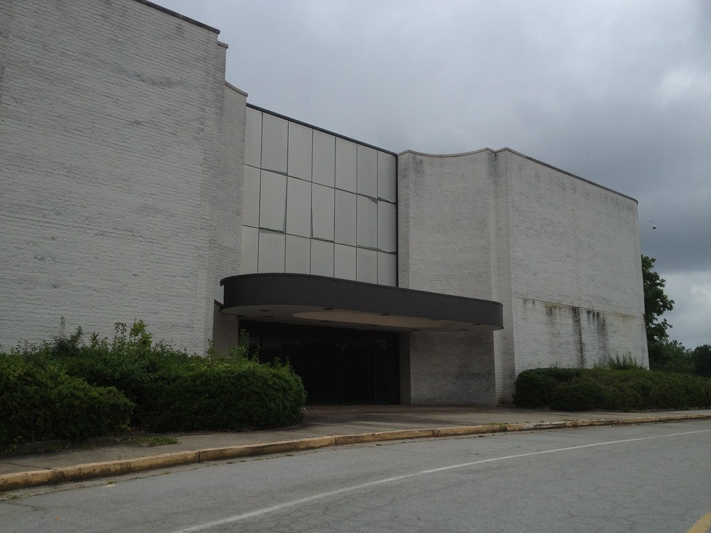 Davisons/Macys Union Station (Shannon Mall) Mike Kalasnik Flickr