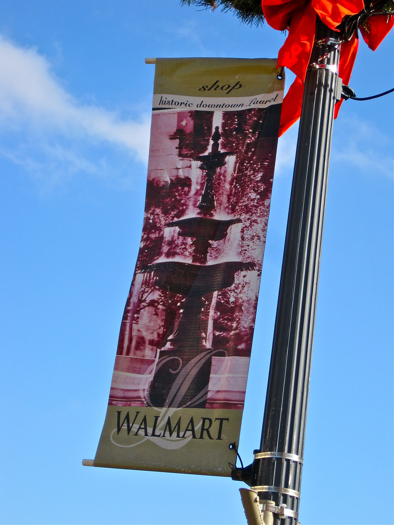 Walmart, Laurel, MS This banner ad sponsored by Walmart an… Flickr