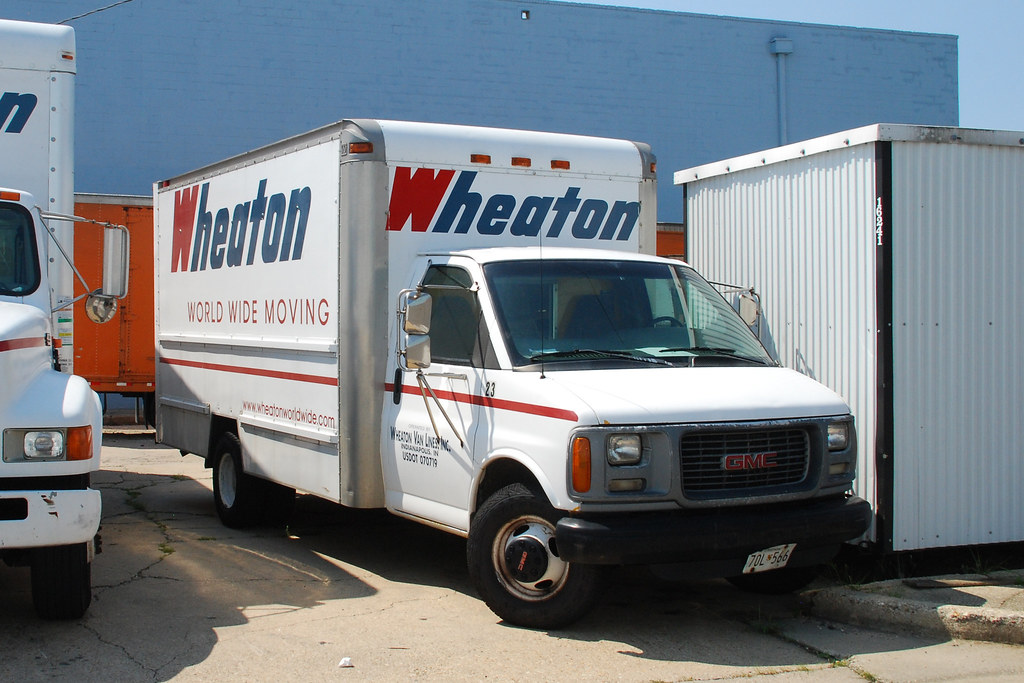 Wheaton Van Lines GMC Savana boxvan of Wheaton Van Lines i… Flickr