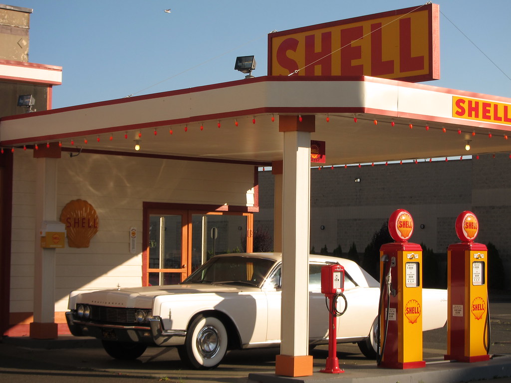 Vintage Gas Station, US 101 (Olympic Highway), Aberdeen, W… Flickr