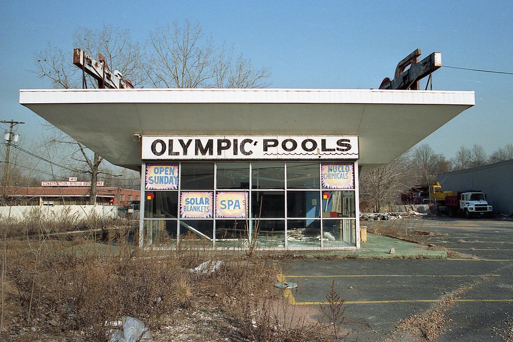 Goody's RT 46 Saddle Brook 1990's front view I shot these … Flickr