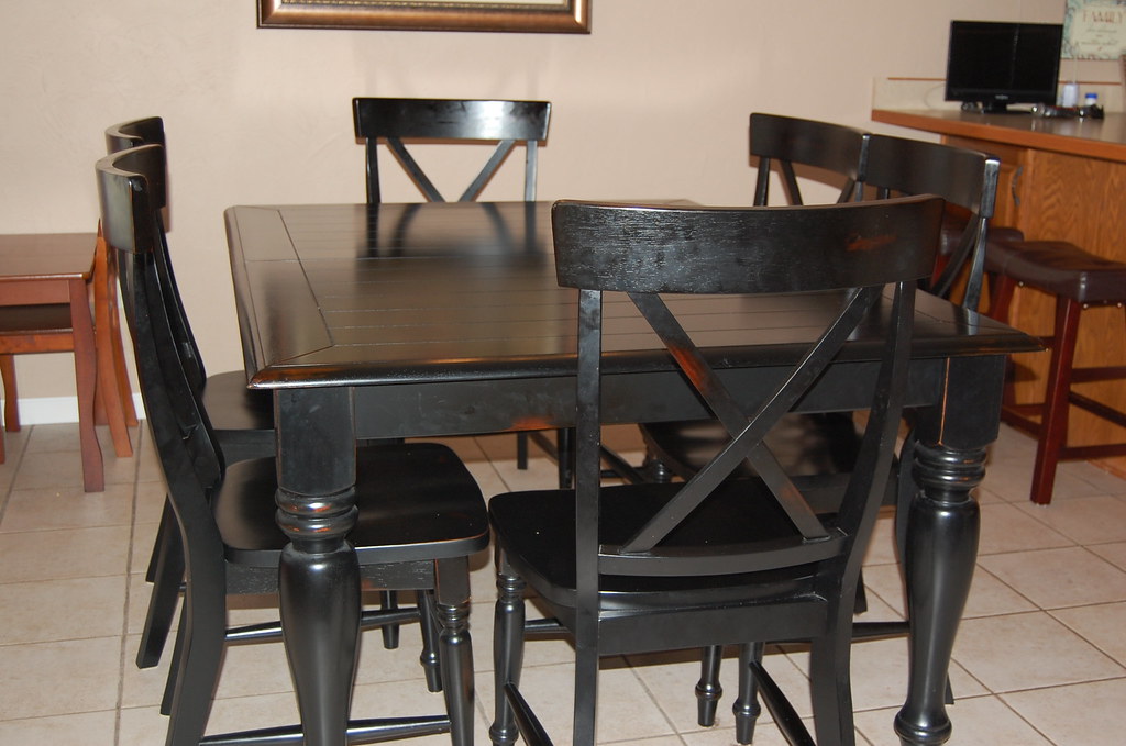 Kitchen table for sale 7 2012 002 Hannahs Mommy Flickr