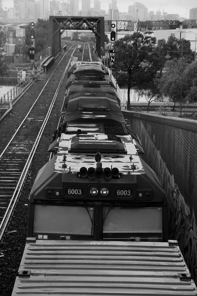 PM1 Footscray. PM1 emerges from the Bunbury Street tunnel … Flickr