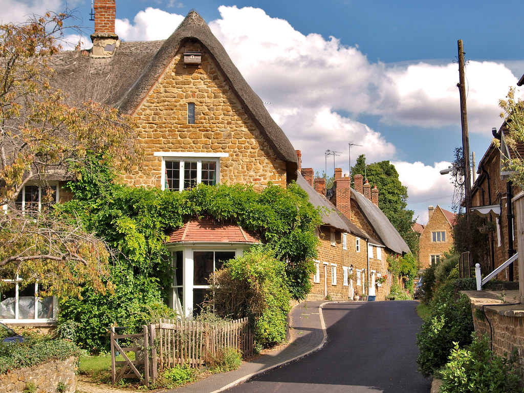 Merrivale's Lane, Bloxham, Oxfordshire. Andrew S Brown Flickr