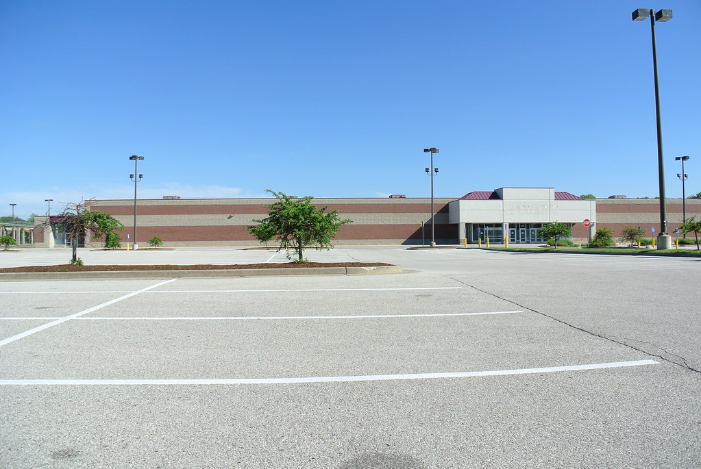 Kmart Bridgeton MO gameking3 Flickr