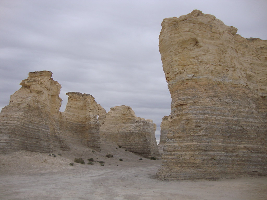 Monument Rocks (Gove County, Kansas) Monument Rocks (also … Flickr