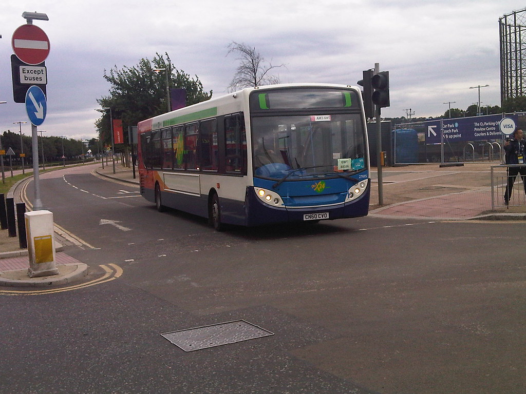 Stagecoach in South Wales, Cwmbran, Enviro 300 27695 CN60C… Flickr