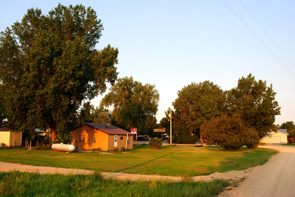 Leaving Beulah, Wy This is the only gravel road I found he… Flickr