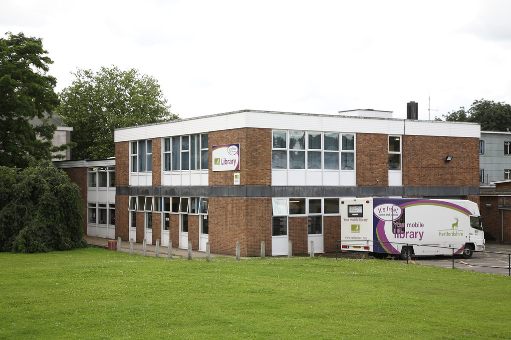 Hemel Hempstead Library Hemel Hempstead Library. Photo tak… Flickr