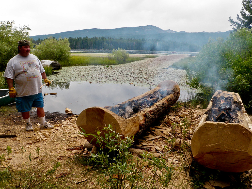 Klamath Tribe Making Traditional Dugout Canoes Lake of… Flickr