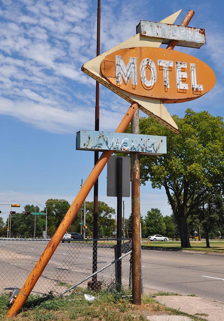 Antlers Motel Grand Island, NE; Flickr