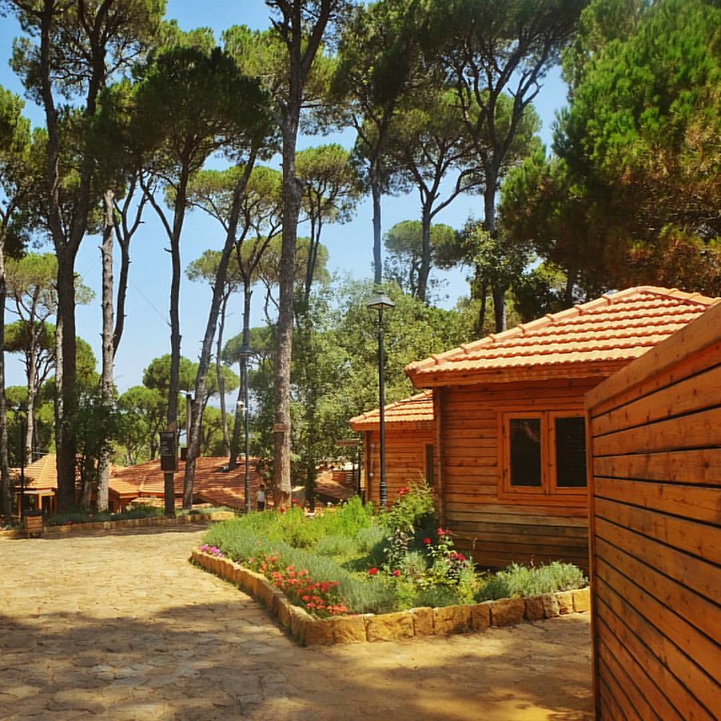 Maison De la forêt bkassine lamaisondelaforet jezzine … Flickr