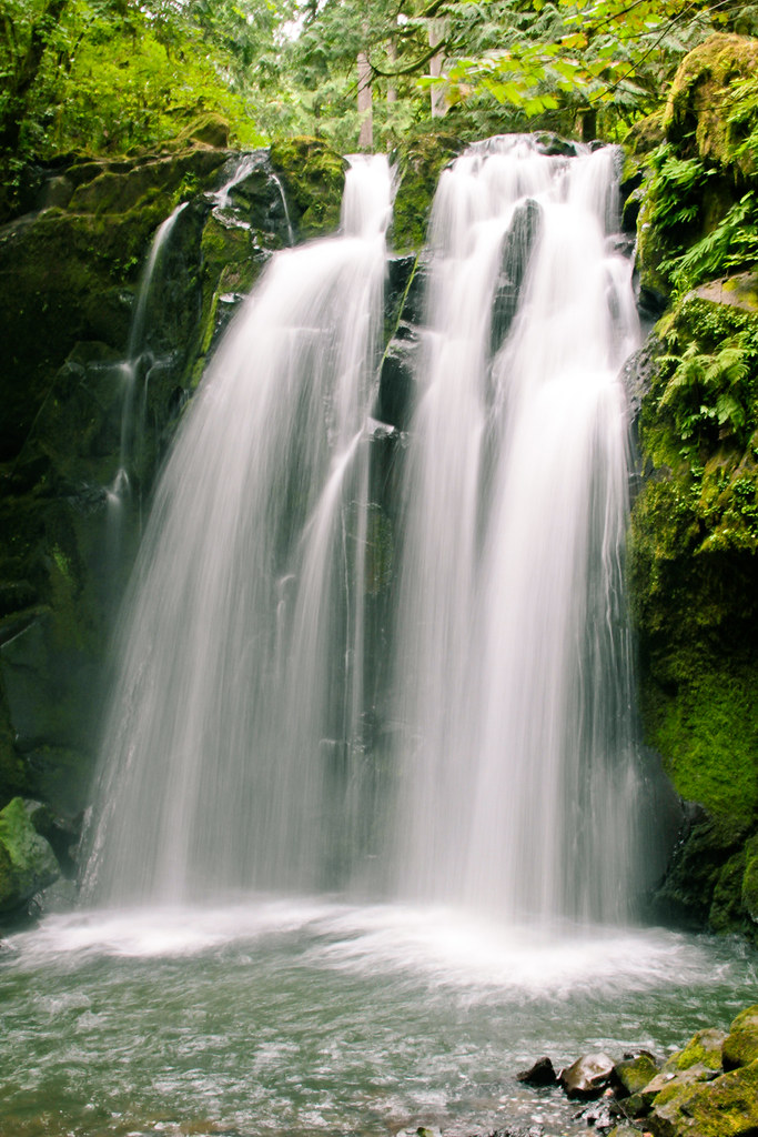Beautiful Waterfall Located in Sweet Home, Oregon, at McDo… Flickr