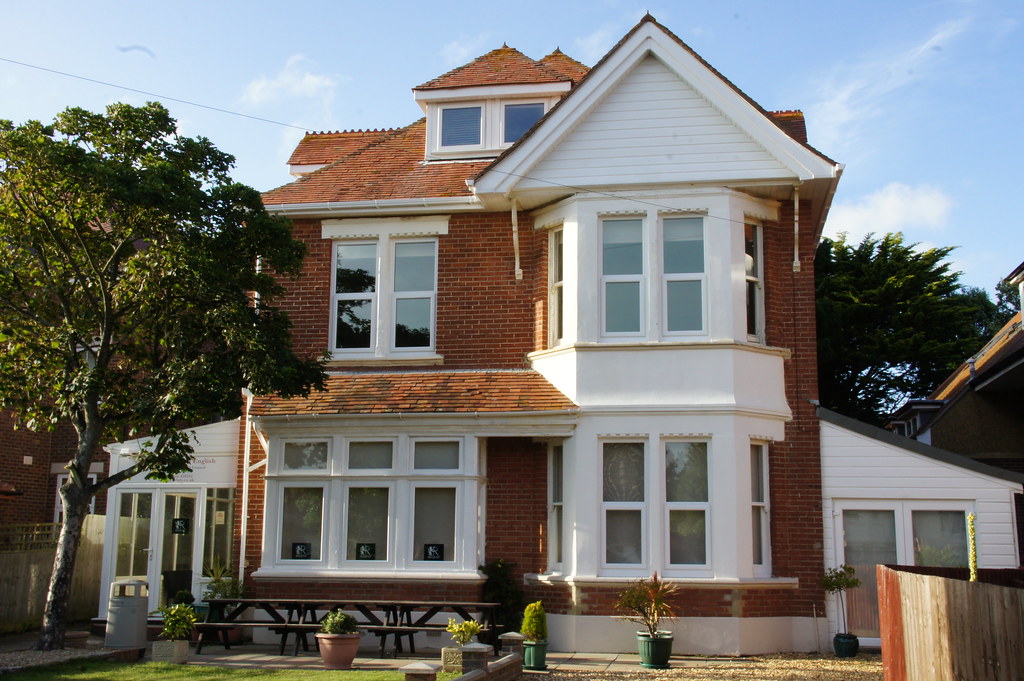 Scanbrit School of English, 22 Church Road, Southbourne, B… Flickr