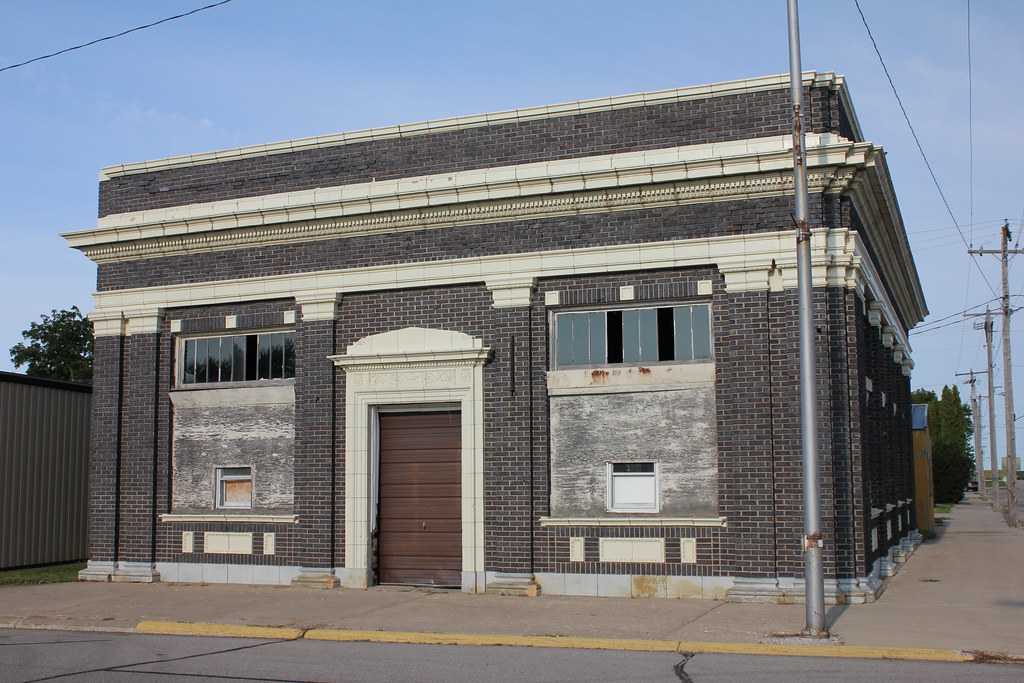State Bank Building Terril, IA Tom McLaughlin Flickr