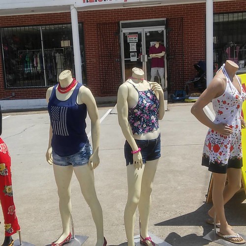 Low price items with everyday high end name brand 1.50 cl… Flickr