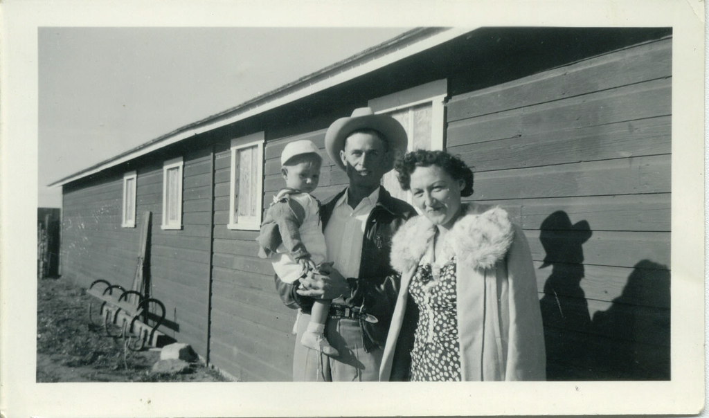 Wallace and Dorothy Newton, June 17, 1944 Gregg & LaDawna Friesen