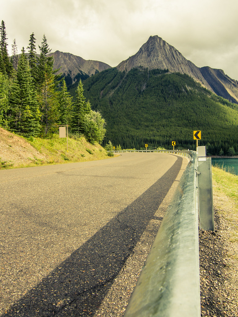 Medicine Lake Road Luis Durazo Flickr