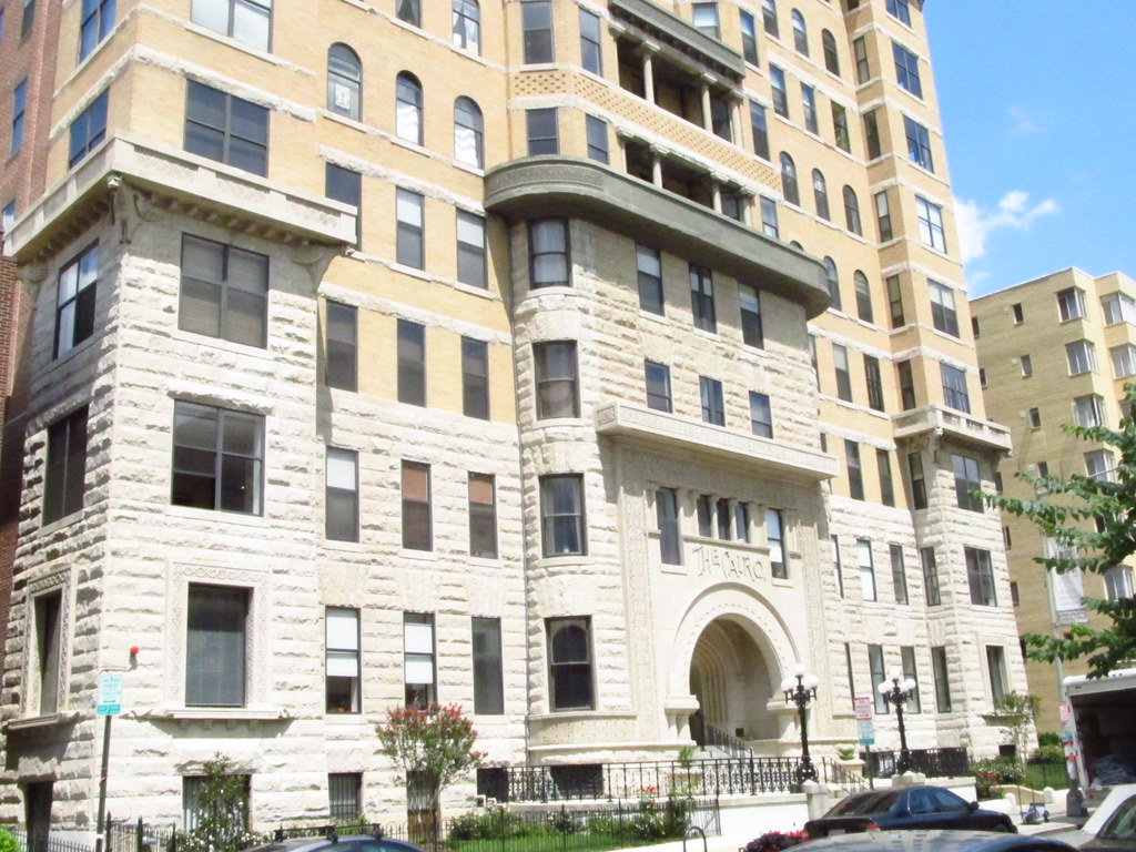 IMG_2367 120813 Washington, DC, Dupont, Embassy Row & Dumb… Flickr