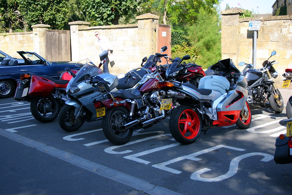 Bike Park BourtonOnTheWater We have Harley Davidson, Du… Flickr