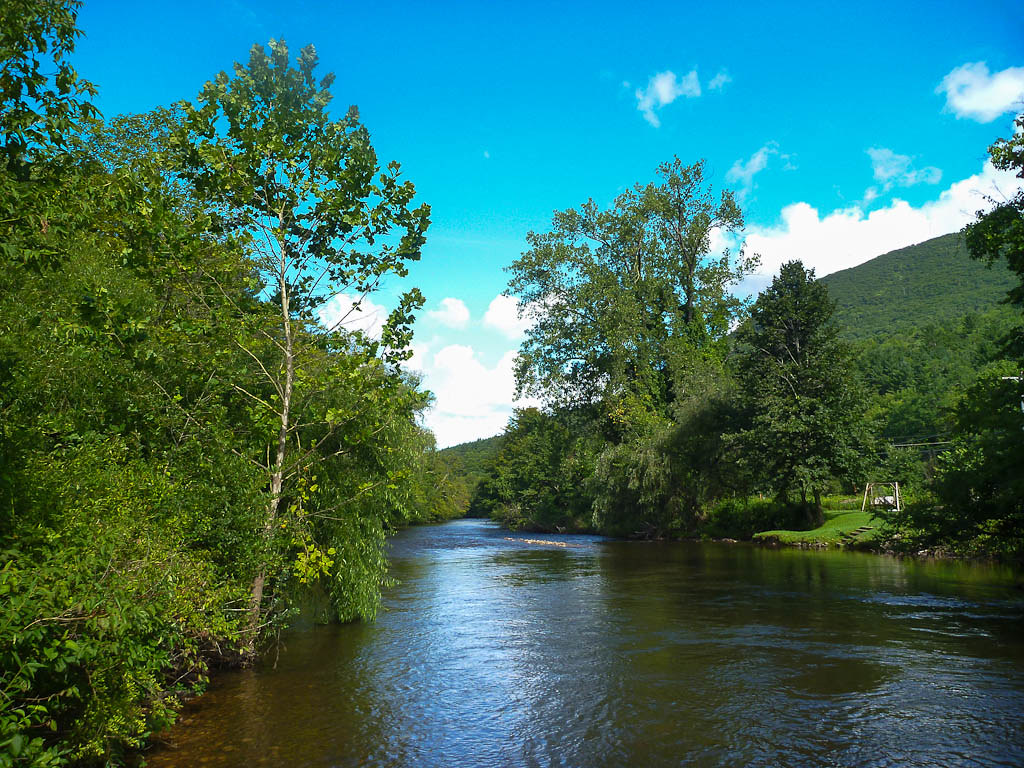 20120806094018 The Battenkill River in Arlington, Vermont… fritzmb