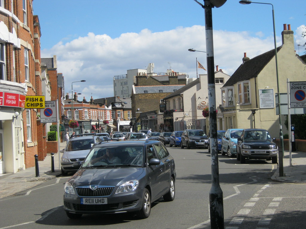 Mortlake High street looking south from River Aengus McMahon Flickr