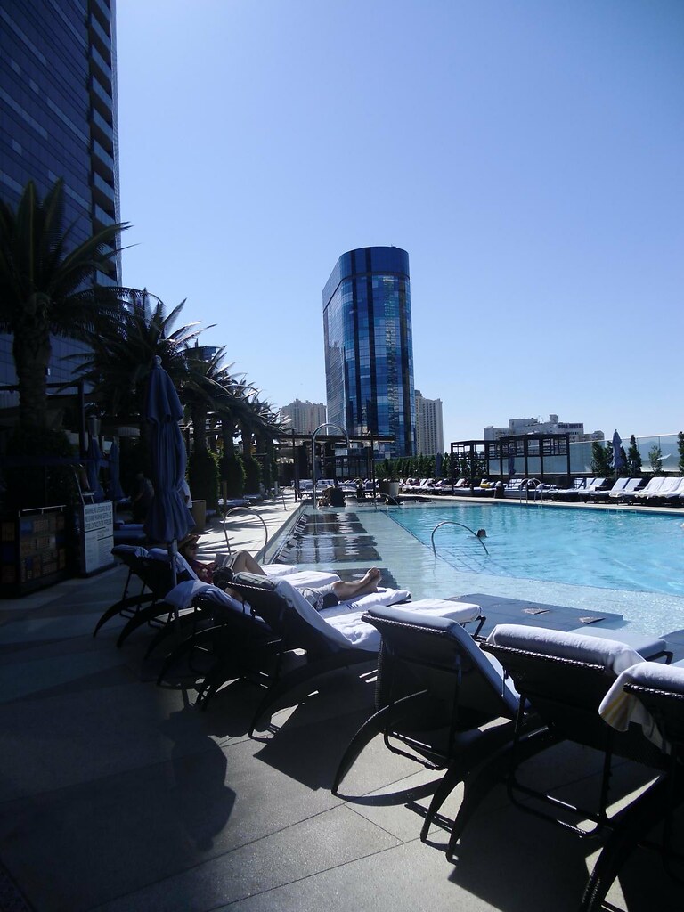 Cosmopolitan Las Vegas Cosmopolitan Pool Volker Nitschke Flickr