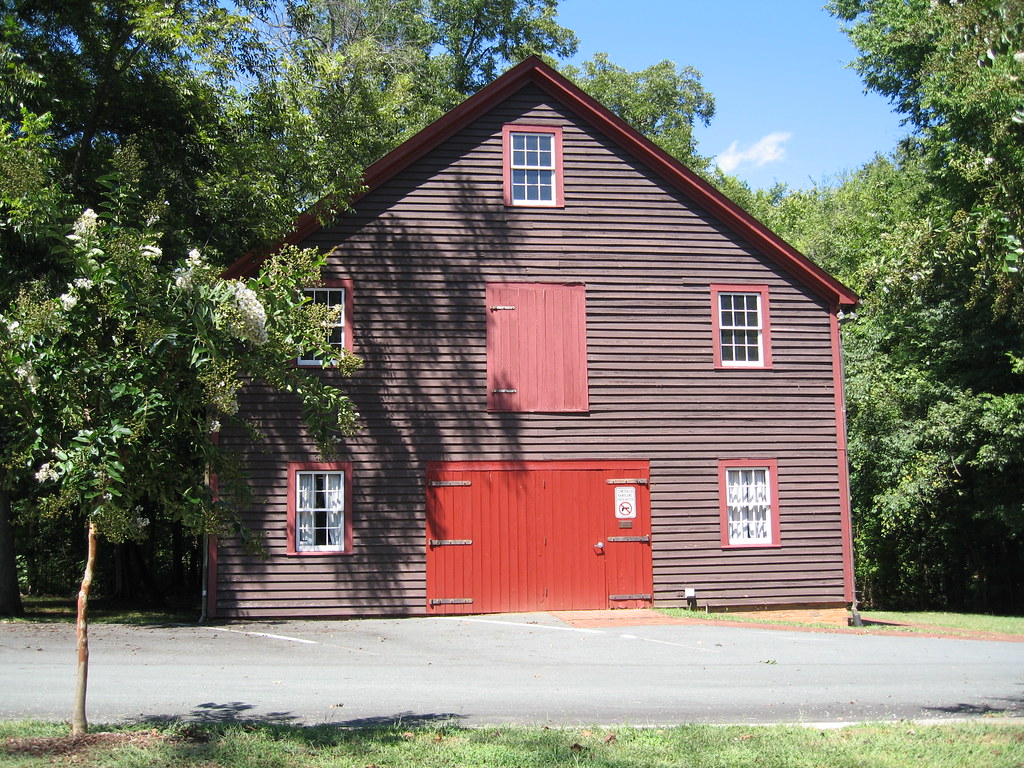 Hillsborough Town Barn The town barn, which serves as a me… Flickr