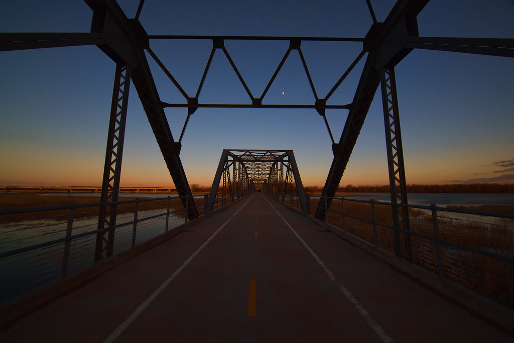 DSC_8228 Old Cedar Ave. Park, Bloomington, Minnesota Peter