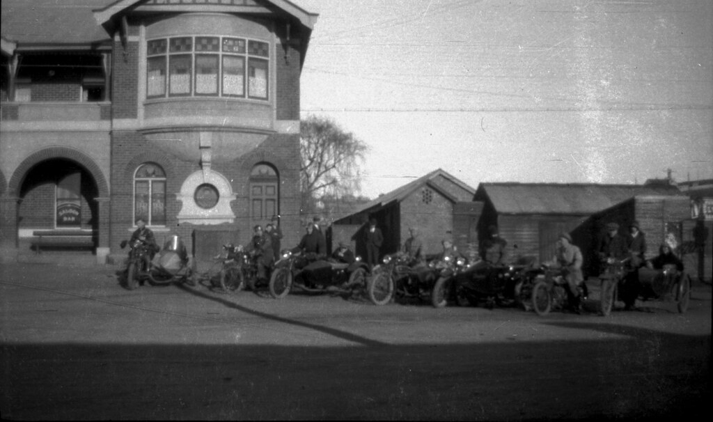 dl002_034 Newstead Hotel, Launceston. Mid1920's. A group … Flickr