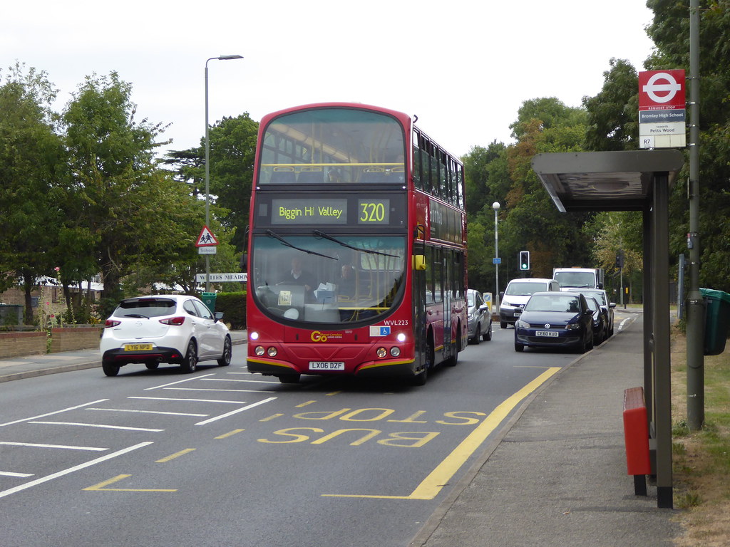 Diversion via Blackbrook Lane (due to burst water main at … Flickr