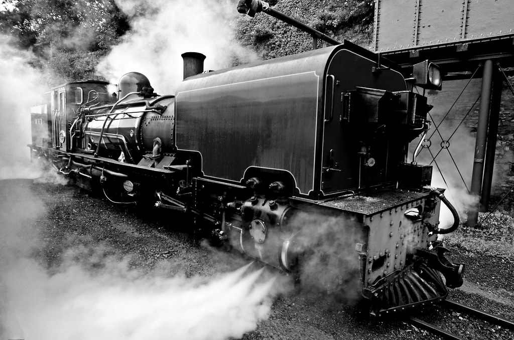 Full chuff............ This splendid steam train certainly… Flickr