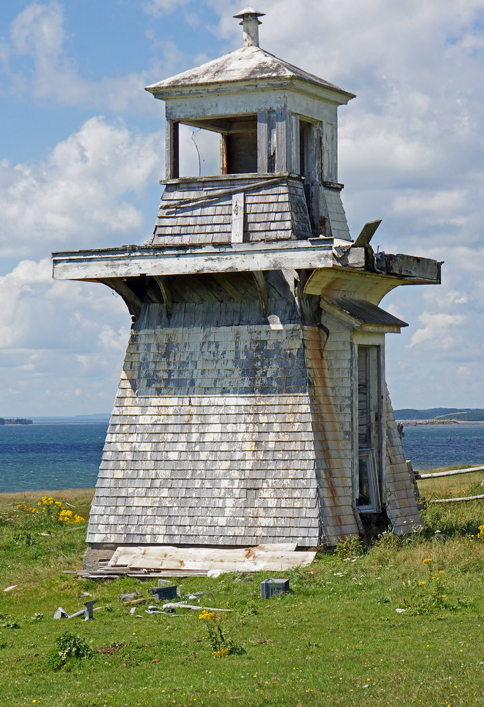 DSC01934 Lower l'Ardoise Rear Range (Martin Point) Flickr