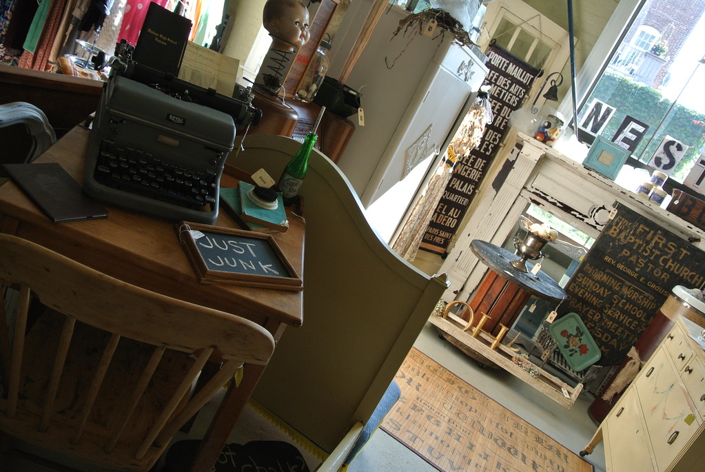 Crompton Collective Antiques, Worcester, MA amalinny Flickr