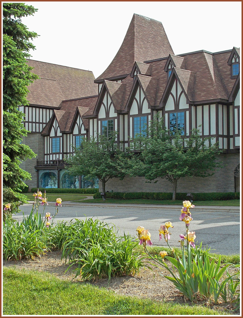 Canterbury Village in Lake Orion a photo on Flickriver