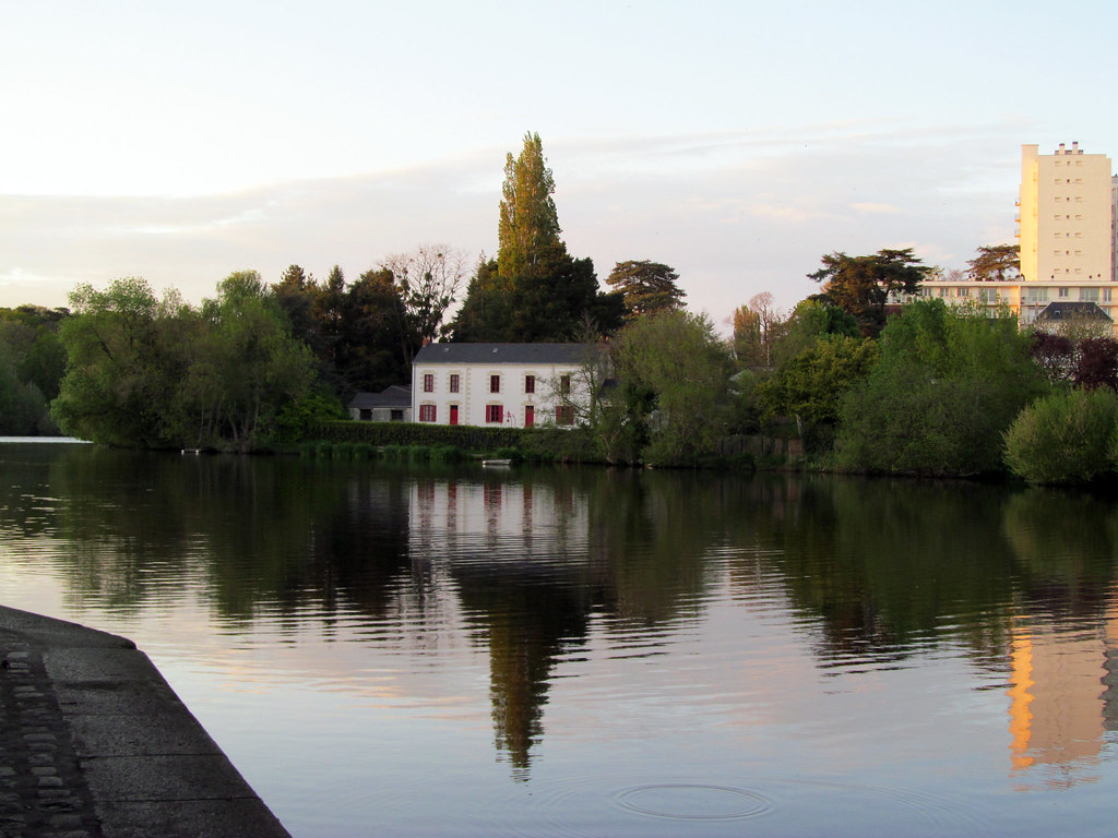 La Plus Belle Rivière de France The River Erdre in Nantes,… Flickr