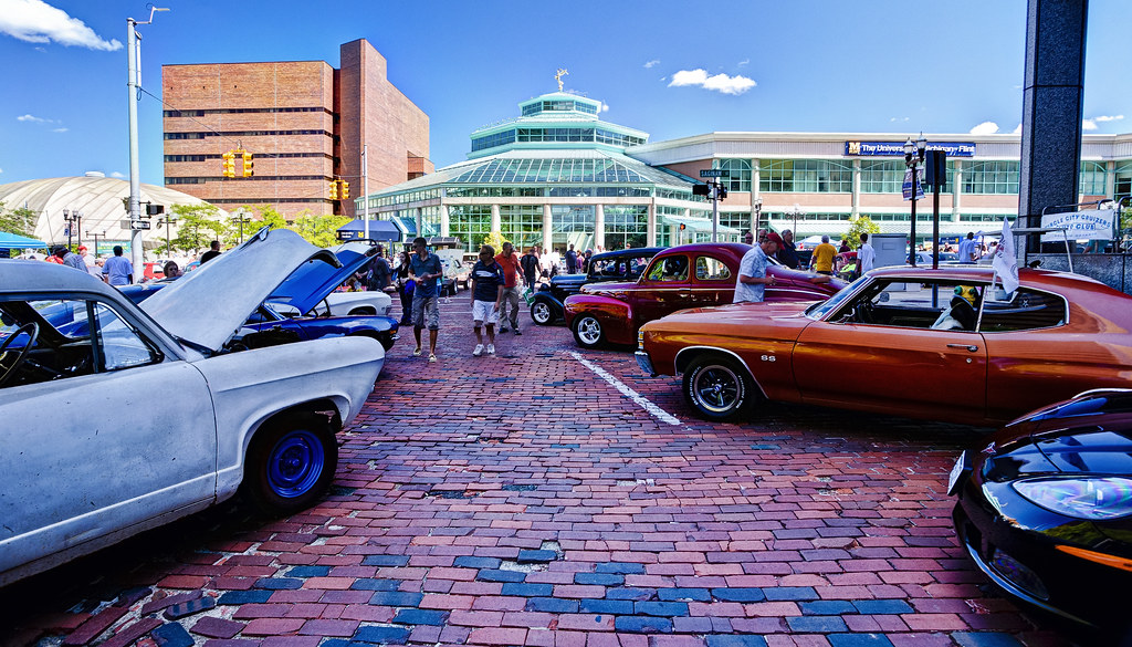 Flint's Back to the Bricks HDR 2012 "Back to the Bricks" c… Flickr