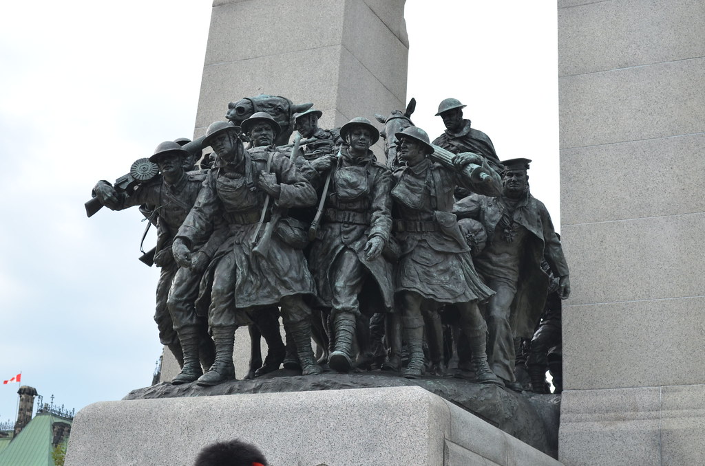 DSC_0137 National War Memorial of Canada and the Tomb of t… Flickr
