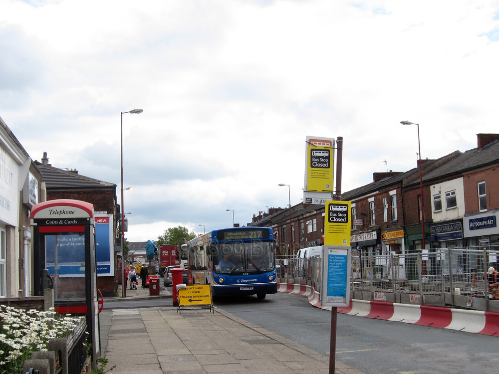 Scott Lane Droylsden The sign says Scott Lane closed follo… Flickr