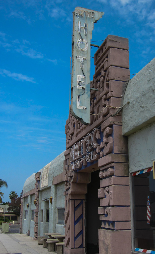 Monrovia Historic Aztec Hotel (3161) Historic Aztec Hotel,… Flickr