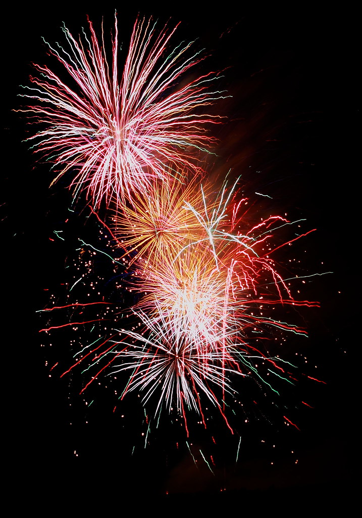 IMG_87352 Feu d'artifice, SaintAubinsurMer, Semaine Ac… Flickr