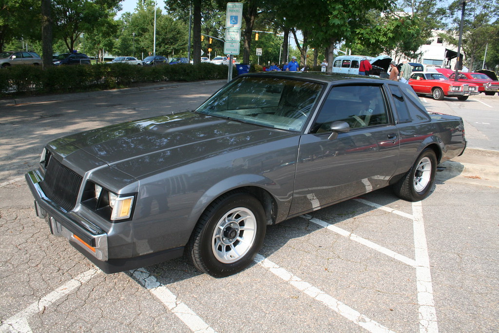 Buick TType Classics at the Capital, Downtown Raleigh Aug… Flickr