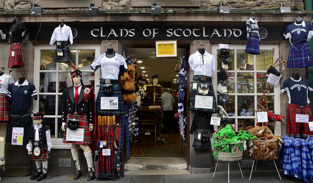 Traditional clothing shop , Edinburgh , Scotland Dragos Olariu Flickr