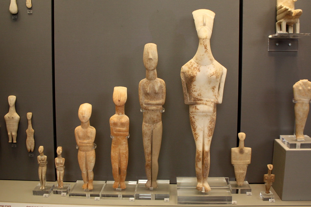 Cycladic Figurines "Female figurines of the widespread 'Sp… Flickr